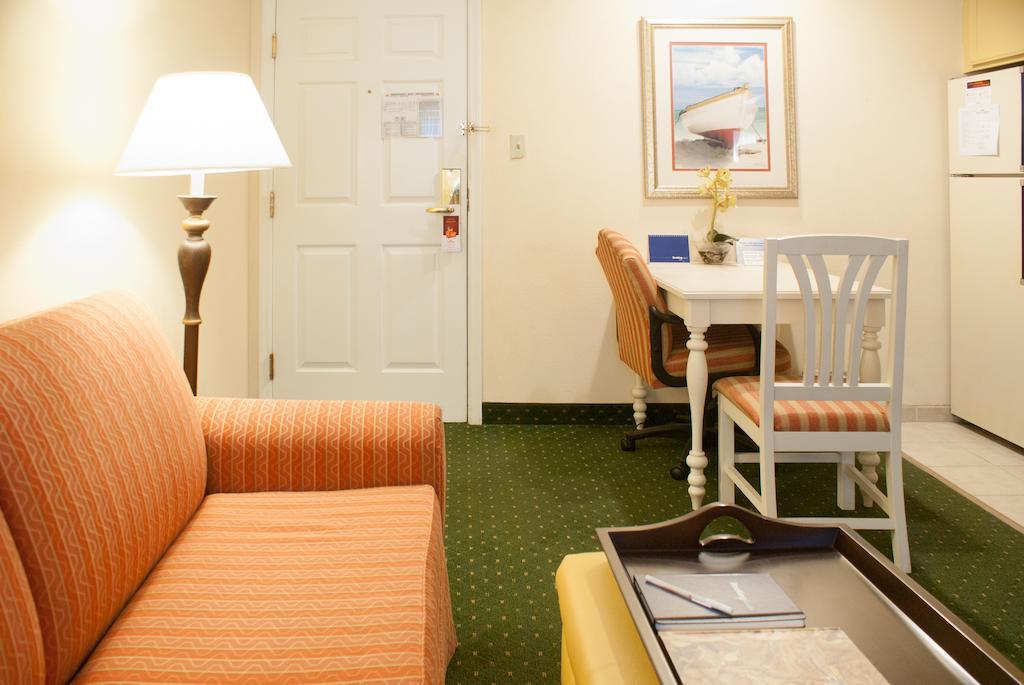 ฮอว์ทอร์น สวีท บาย วินด์แฮม แจ็กสันวิลล์ Hotel ภายนอก รูปภาพ